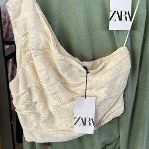 Women Zara Top one shoulder